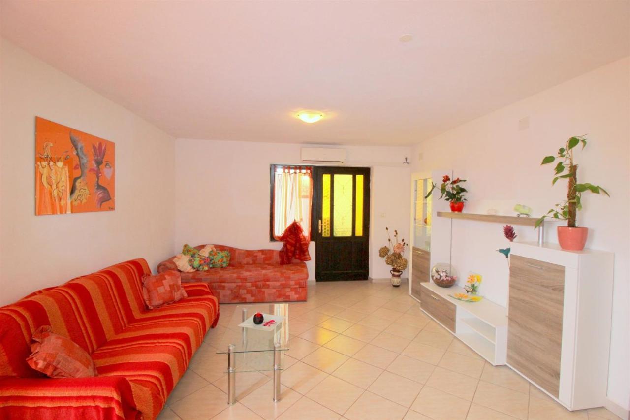 Gianna N2, 600 M From The Beach Novigrad Istria Exteriör bild